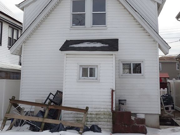 4th image of 17135 105th Ave