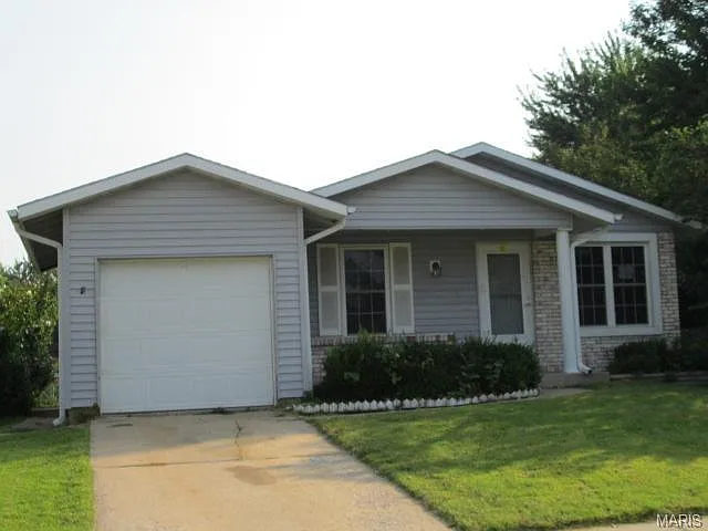 1647 Ventnor Pl photo 1