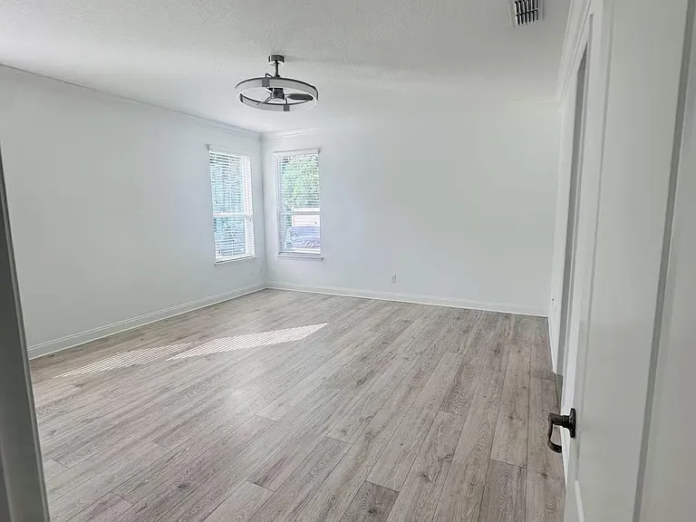 41 Cupcake Ct — Photo 3