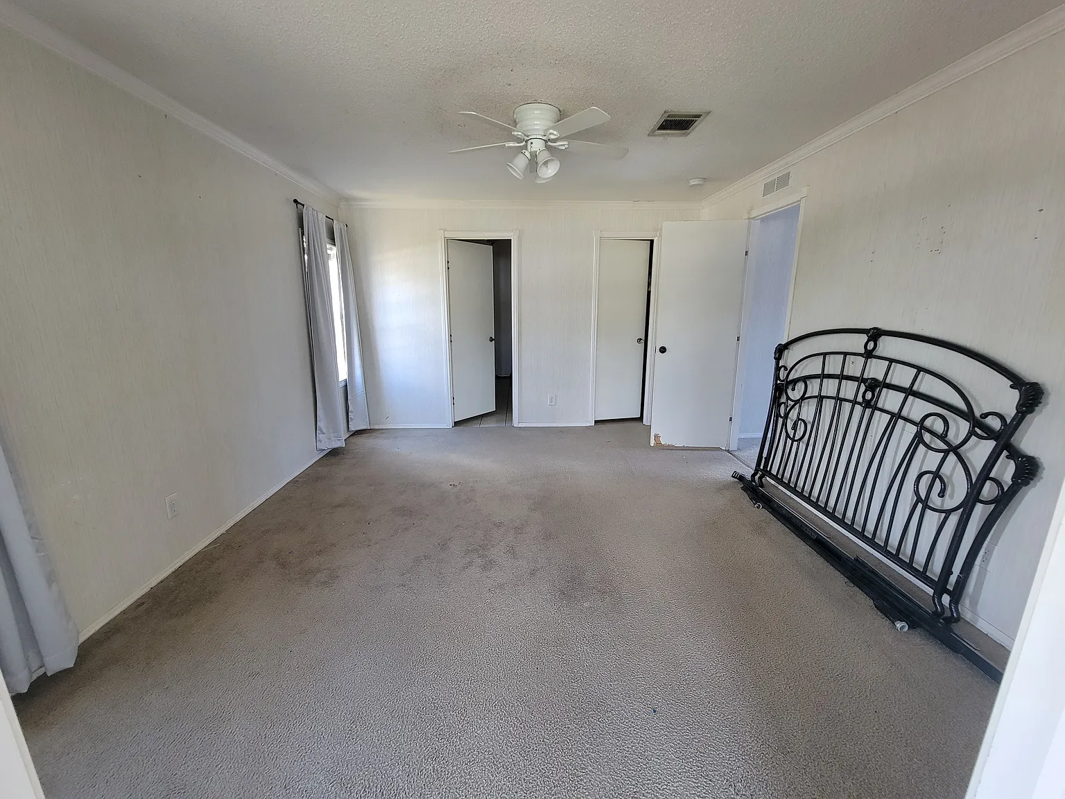 4 bed, 1850 sqft, $1,790 — Photo 4