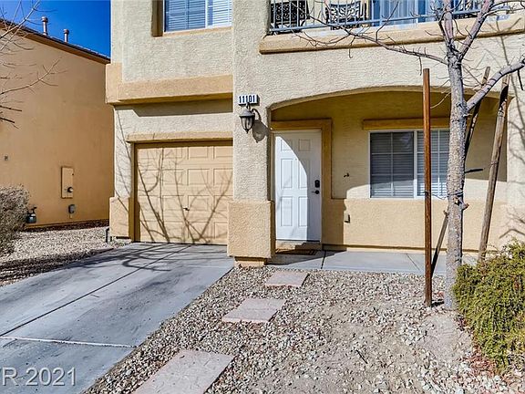 3rd image of 11101 Arcadia Sunrise Dr