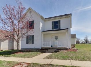 905 Perry Ln, Normal, IL 61761