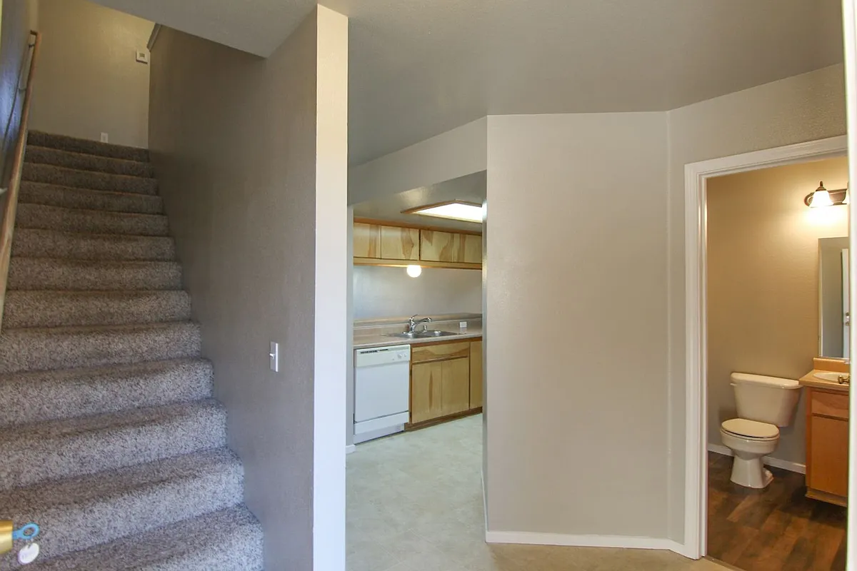 Building Photo - 1440 Serrano Pl