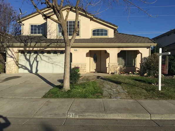 210 Versailles Ct, Tracy, CA 95376