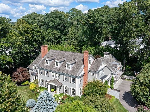 4th image of 44 Whiting Rd