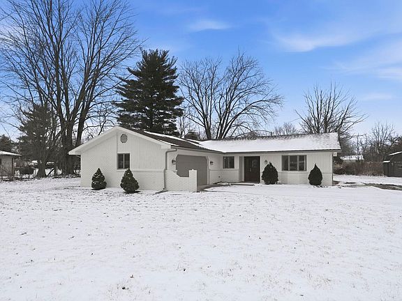 2nd image of 1802 Neuhaus Dr