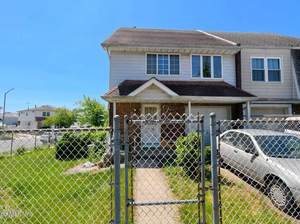 40 Watkins Ave, Staten Island, NY 10312