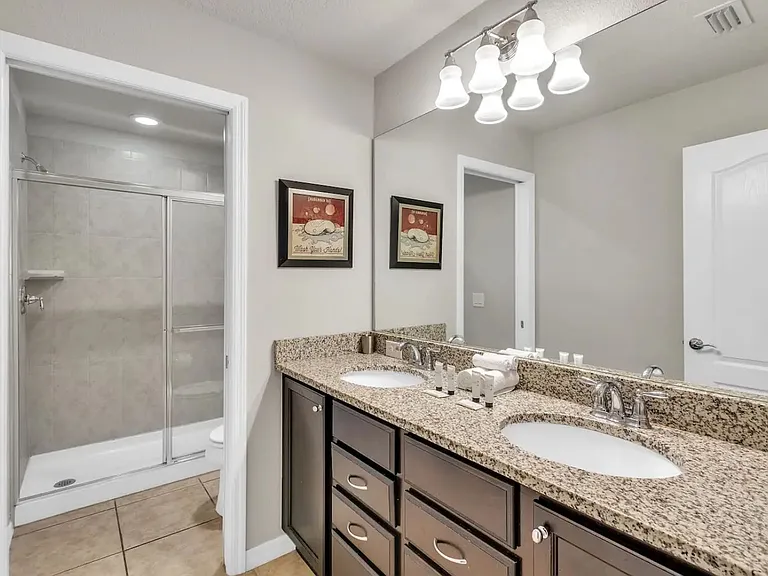 8916 Rhodes St — Photo 16