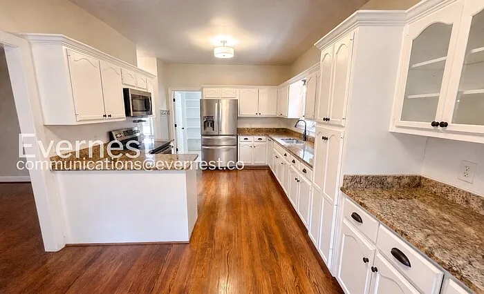3329 Brook Highland Cir — Photo 4