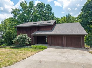 908 Pin Oak Ct, Columbia, MO 65203