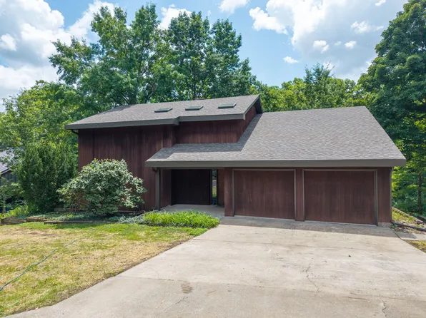 908 Pin Oak Ct, Columbia, MO 65203
