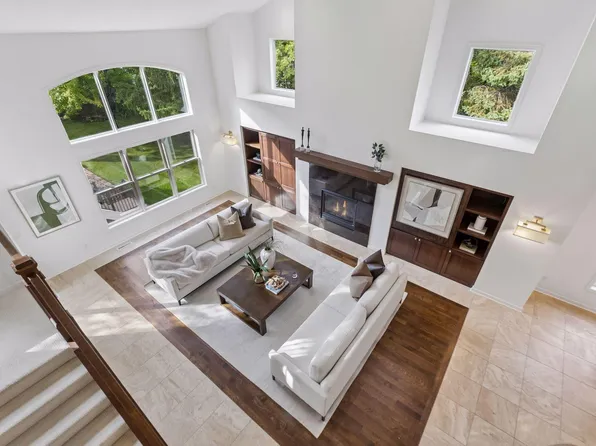 6484 Ivy Way, Edina, MN 55436