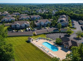 12181 Regency Run Ct APT 9, Cincinnati, OH 45240