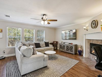 10040 Cougar Trl, Fort Worth, TX, 76108