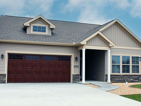 2nd image of 2805 Boulder Dr #2302