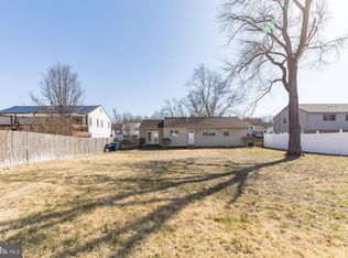 15 Lanfair Rd, Marlton, NJ 08053