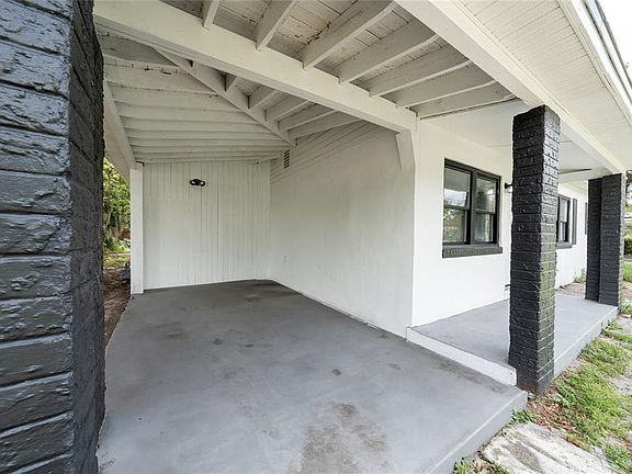 4th image of 1010 Newman Dr