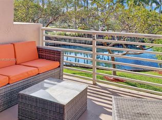 2731 Ocean Club Blvd APT 205, Hollywood, FL 33019