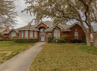 11 Emerald Forest Dr, Odessa, TX 79762