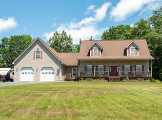 23 Lakeland Dr, West Gardiner, ME 04345