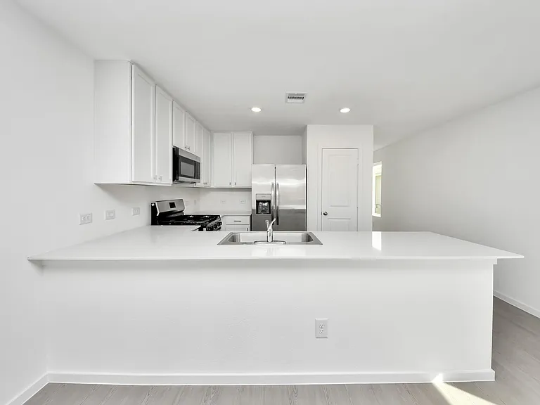 29643 Knollwood Bay Rd — Photo 10