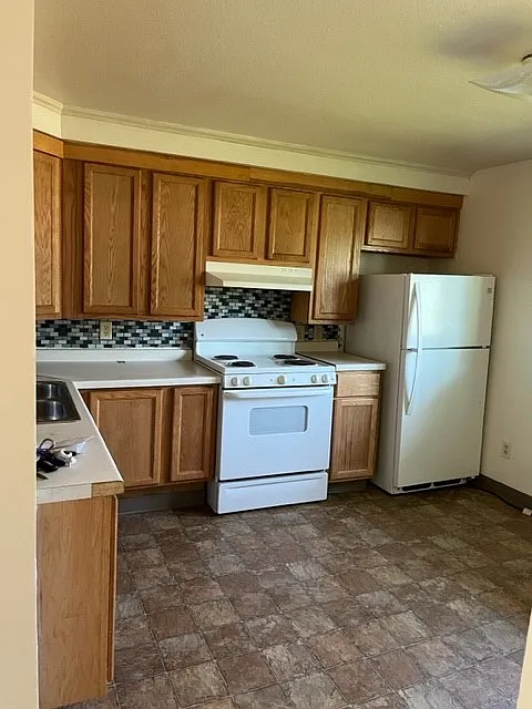 2 bed, 600 sqft, $711 — Photo 2