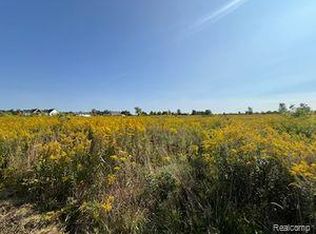 13075 Seymour Rd, Gaines, MI 48436