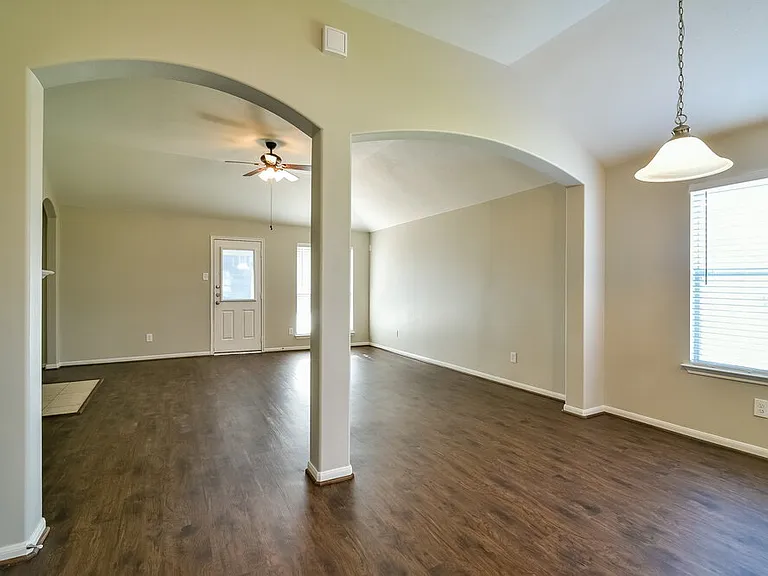 12002 Green Butte Ct — Photo 2