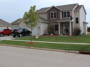 244 Cotton Grass Ln, Walworth, WI