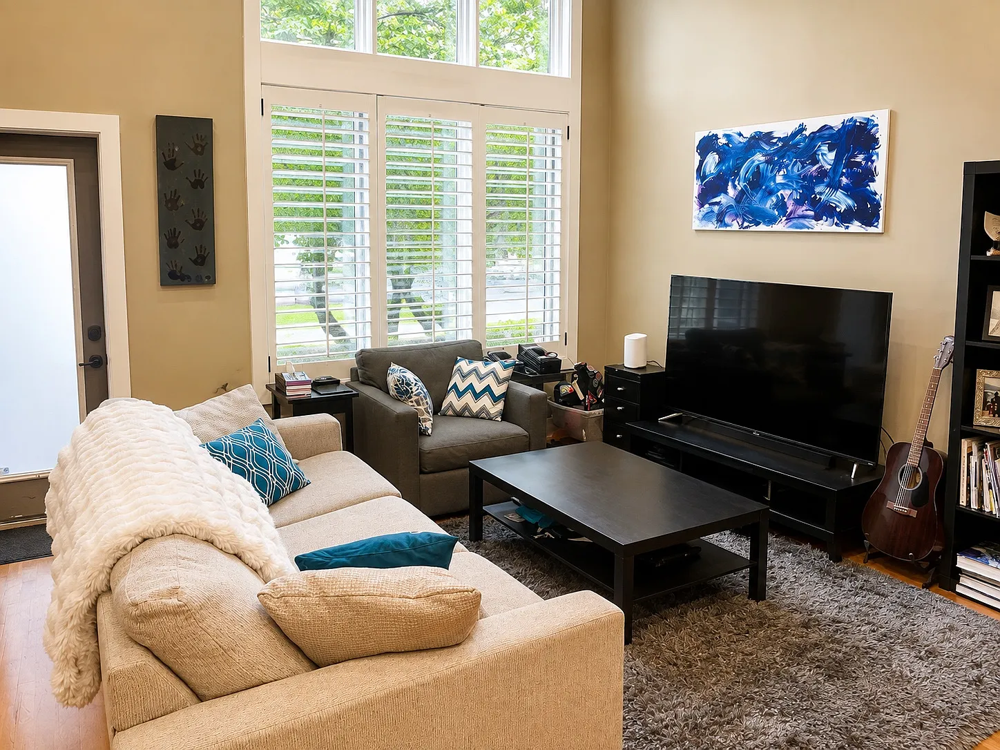 3 bed, 1725 sqft, $3,395 — Photo 1