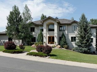 15 Barrington Dr, Littleton, CO 80127