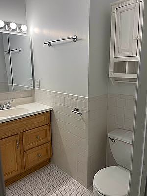 5th image of 39 Carmine St APT 4D