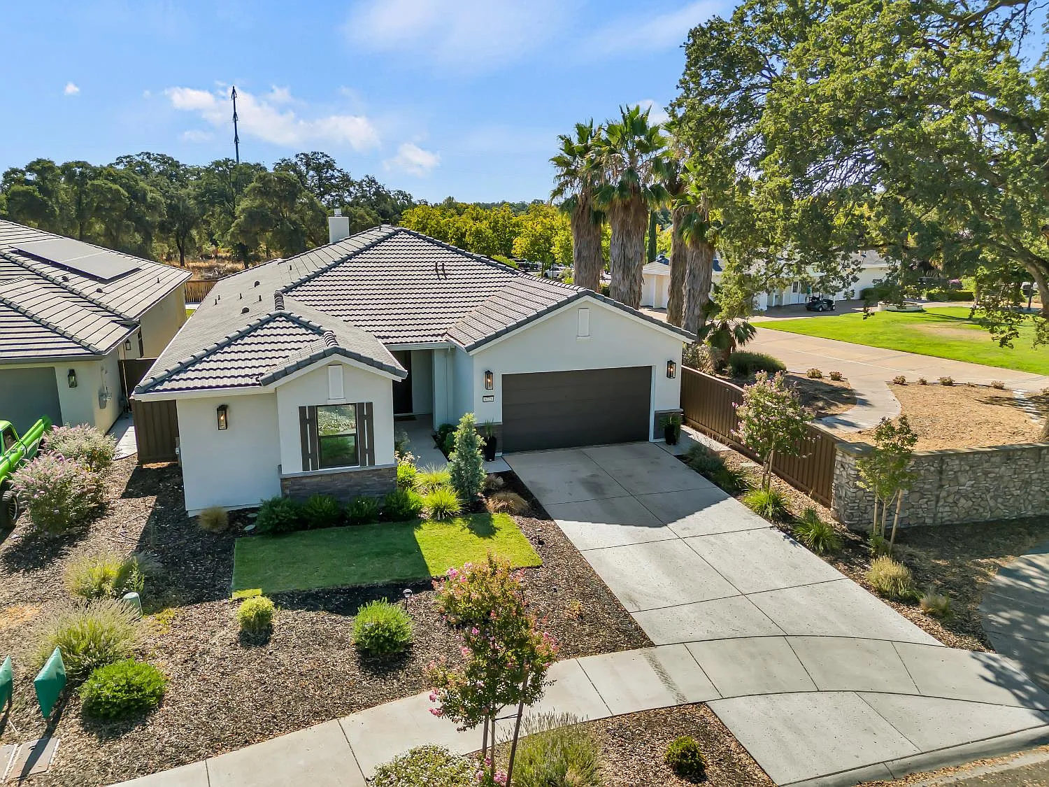 8725 Morgan Creek Ln photo 1