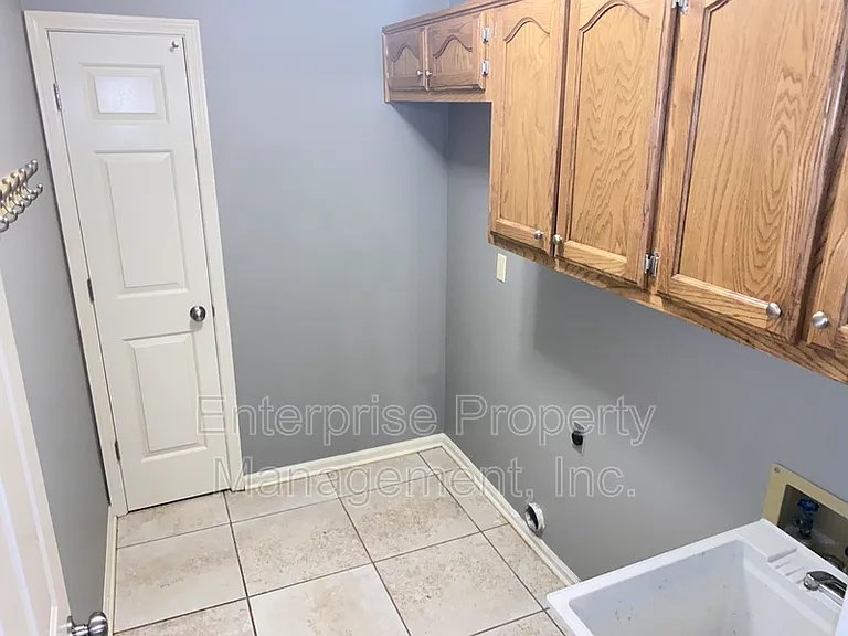 3840 Charbon Ln — Photo 23