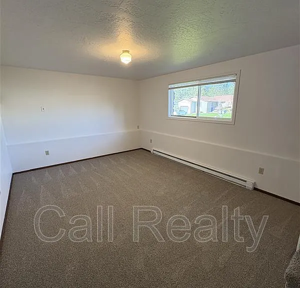 3911 S Moffitt Rd — Photo 5