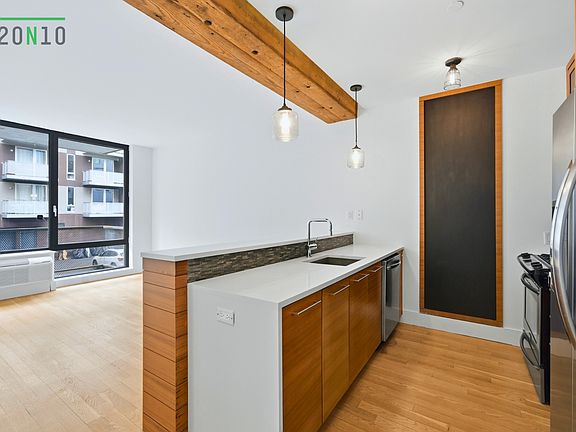 5th image of 220 N 10th St APT 4K