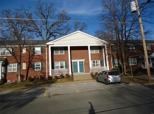 1512 E Swan Cir, Saint Louis, MO 63144