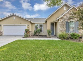 220 Bella Flora Ln, Patterson, CA 95363