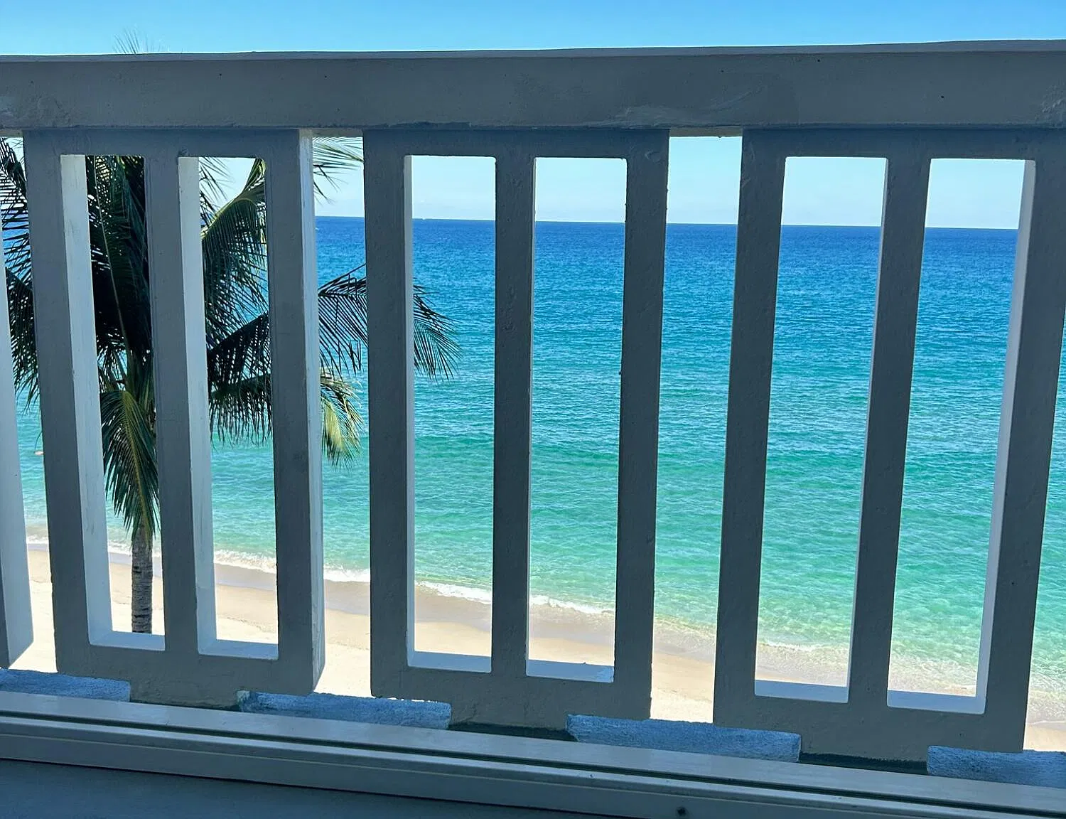 2 bed, 2.0 bath, 1250 sqft, $10,000 — Photo 2