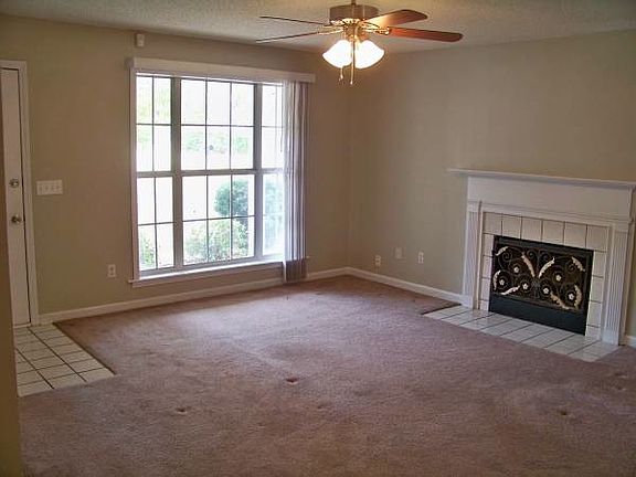 4th image of 234 Bougainvillea Cir
