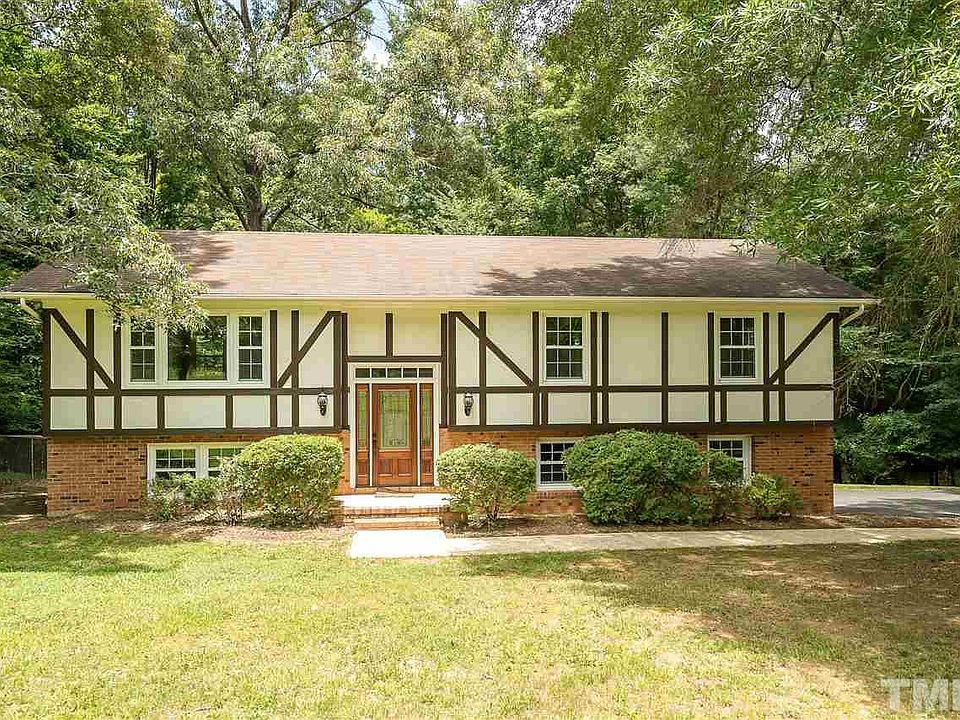 1st image of 2918 Little River Dr