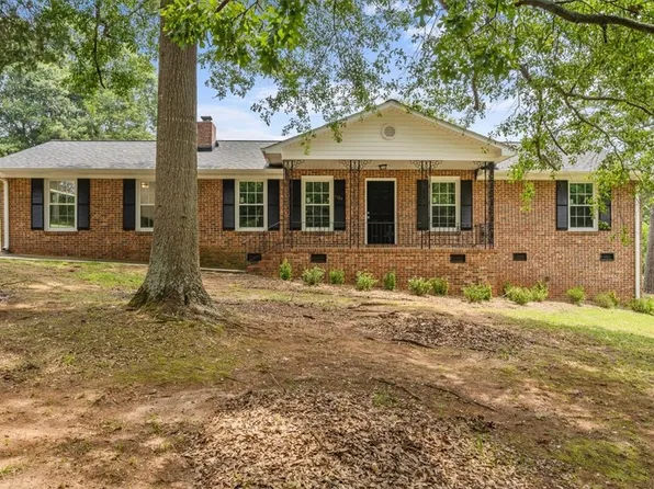 1104 Jones Dr, Anderson, SC 29626