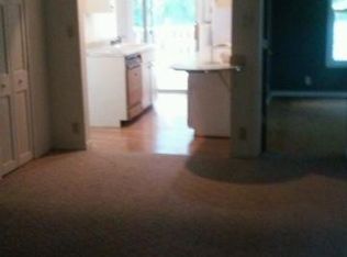633 W 16th St #2, Dubuque, IA 52001