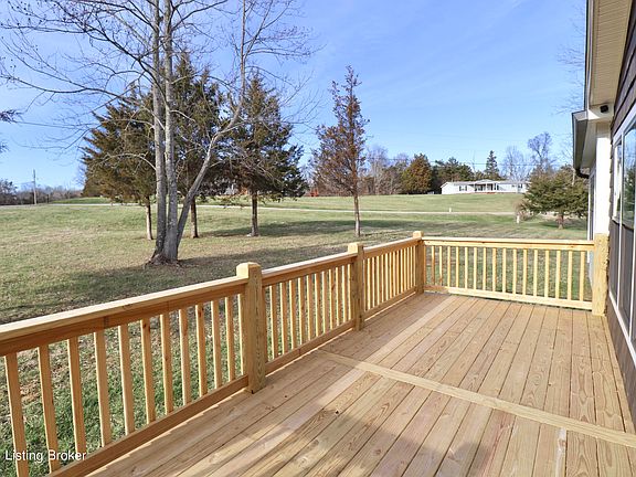 4th image of 50 Masters Ln