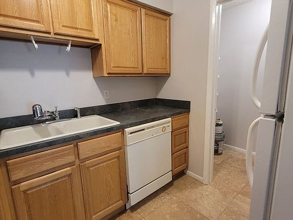 5th image of 7604 Nacido Ct #1000