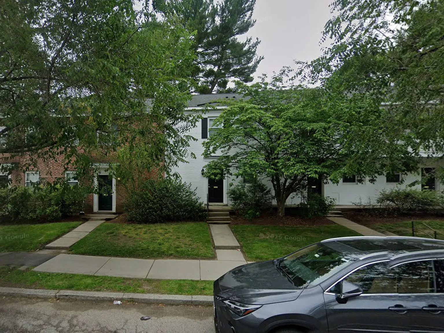 2 bed, 911 sqft, $3,465 — Photo 1