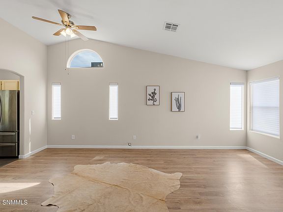 5th image of 2247 Bright Star Ave