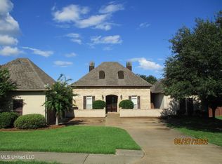 126 Cypress Lake Blvd S, Madison, MS 39110
