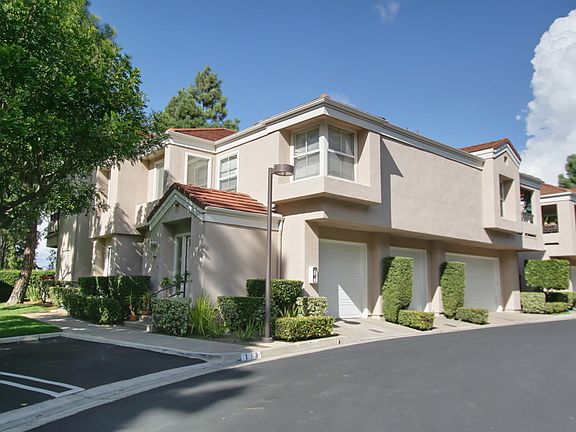 A Long View of 3 Auburn Aisle