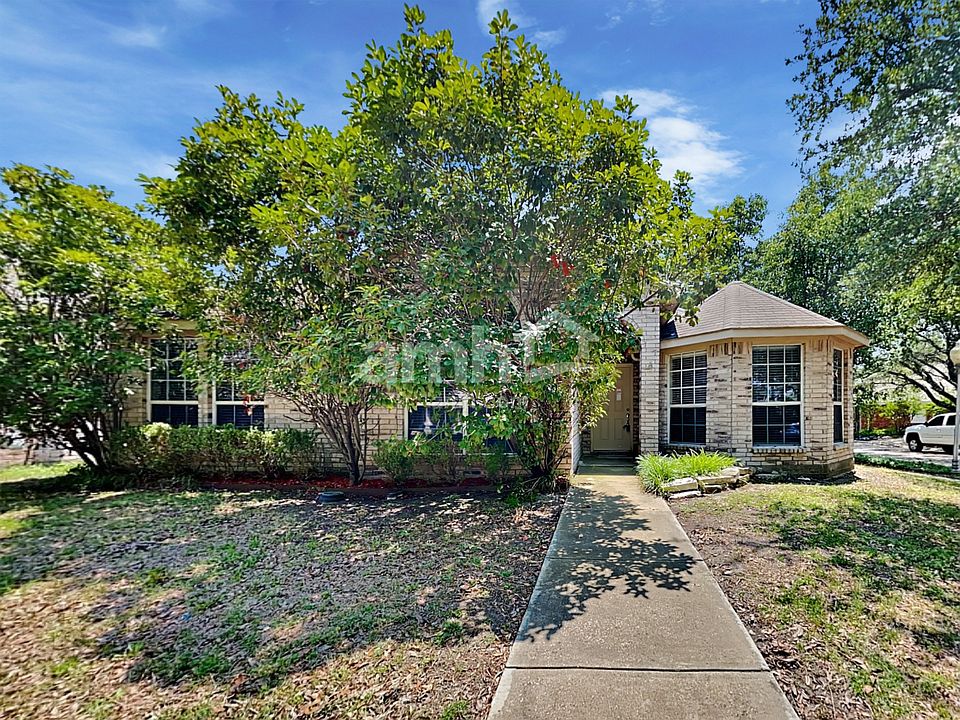 1st image of 9802 Cypress Cv